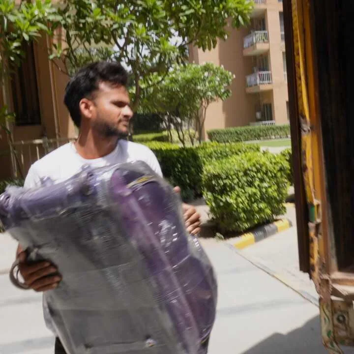 household items hifting