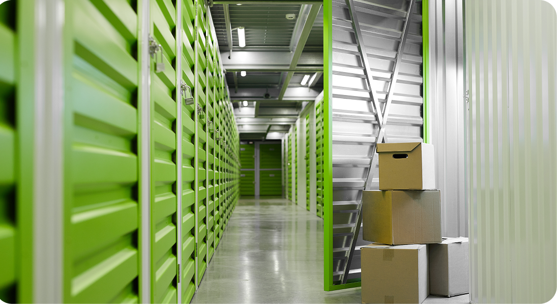 Store with Host Banner